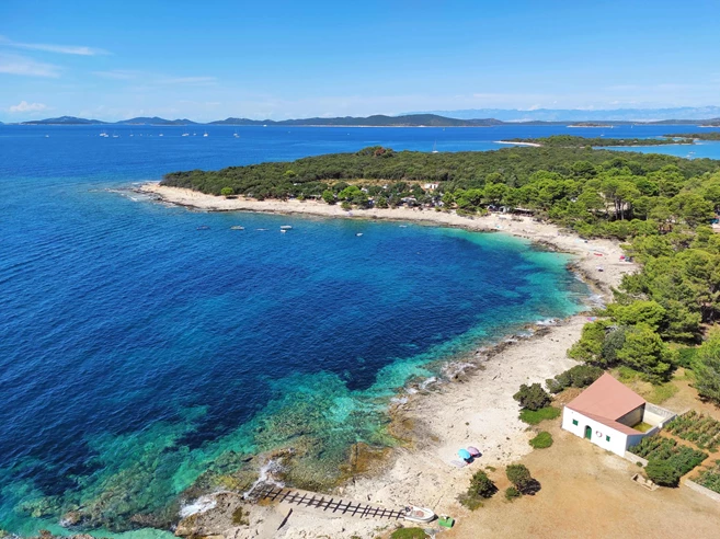 Tranquila Bahía en la Costa Croata, Increíble bahía de Kvarner Premium