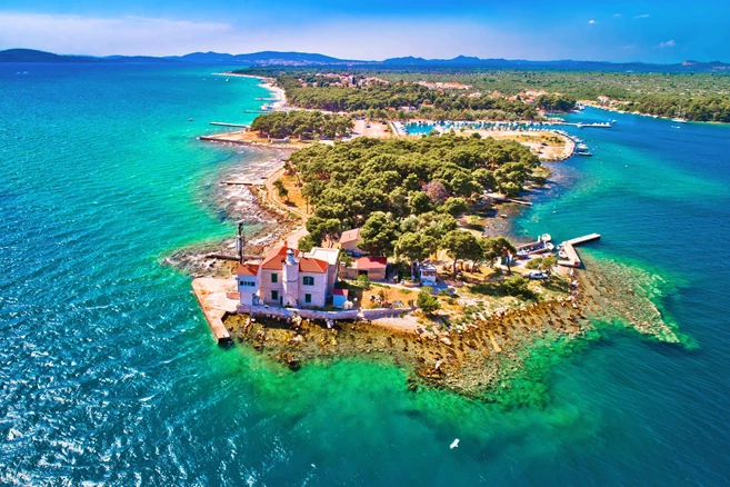 Zlarin, cruceros por las islas de Croacia