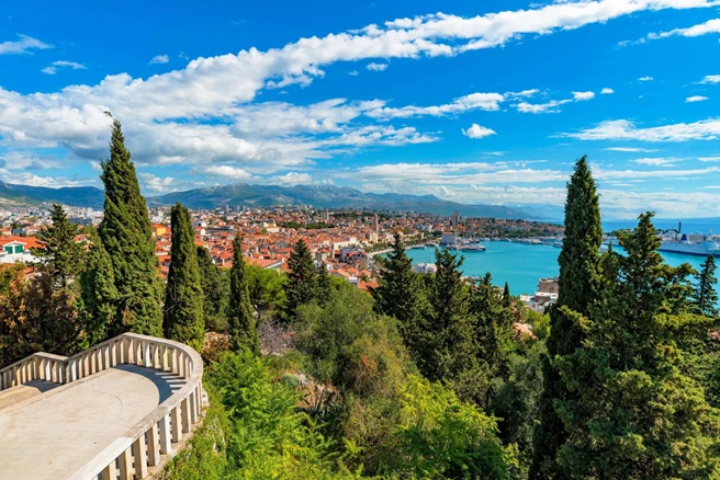 Split, Croacia con Montenegro