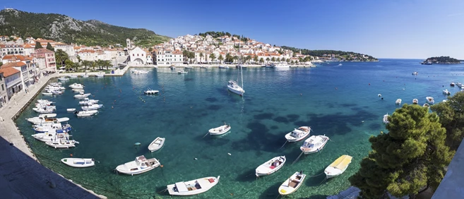 Hvar, Crucero de lujo Paraíso croata