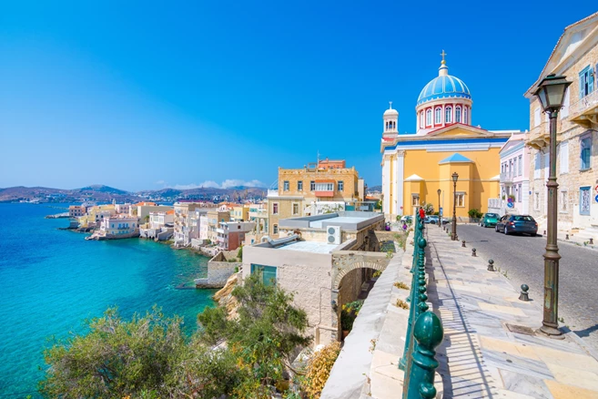 Streets of Emoupoli with the Agios Nikolaos Chruch