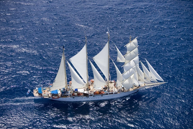 Crucero por Italia: Roma, Costa Amalfitana, Ponza y el mar Tirreno