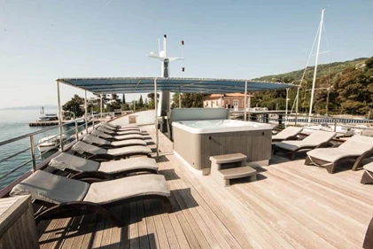 Fantazija sun deck