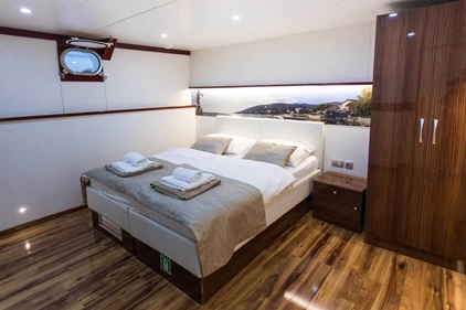 Stella maris double cabin