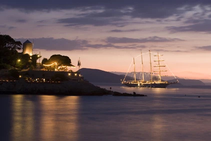 Star Clipper de noche
