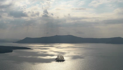 Star Flyer cerca de Santorini