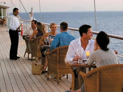 Wind Star out door dining