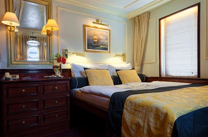 Royal Clipper Category 1 cabins