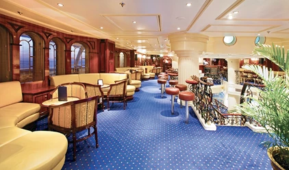 Royal clipper lounge
