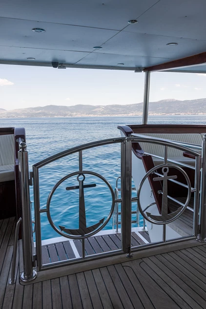 Provicenca swimming deck